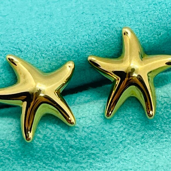 Tiffany & Co. 18K Gold Elsa Peretti 12mm Starfish Earrings (One Back Missing) - Picture 4 of 15